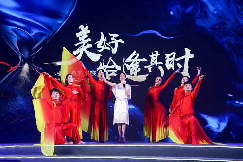 龙嵘6.jpg