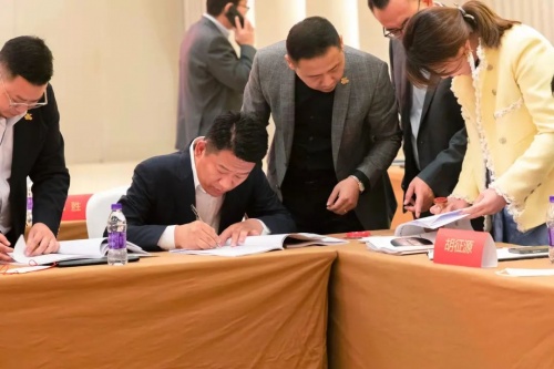 剑指百亿，酒业连锁再添新“黑马”